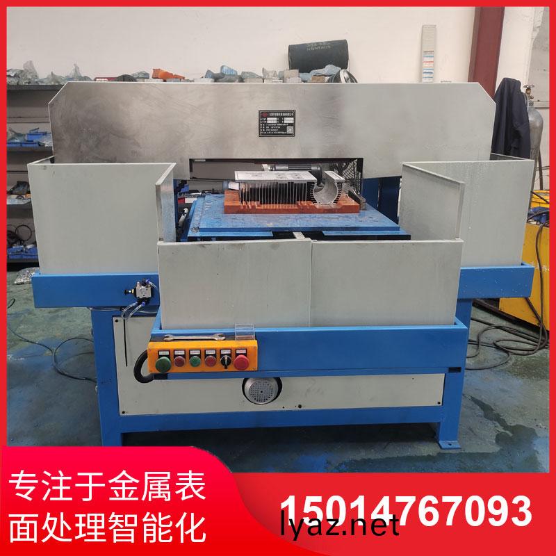 鋁材(cai)直(zhi)紋(wen)拉絲機(ji)生産(chan)供應