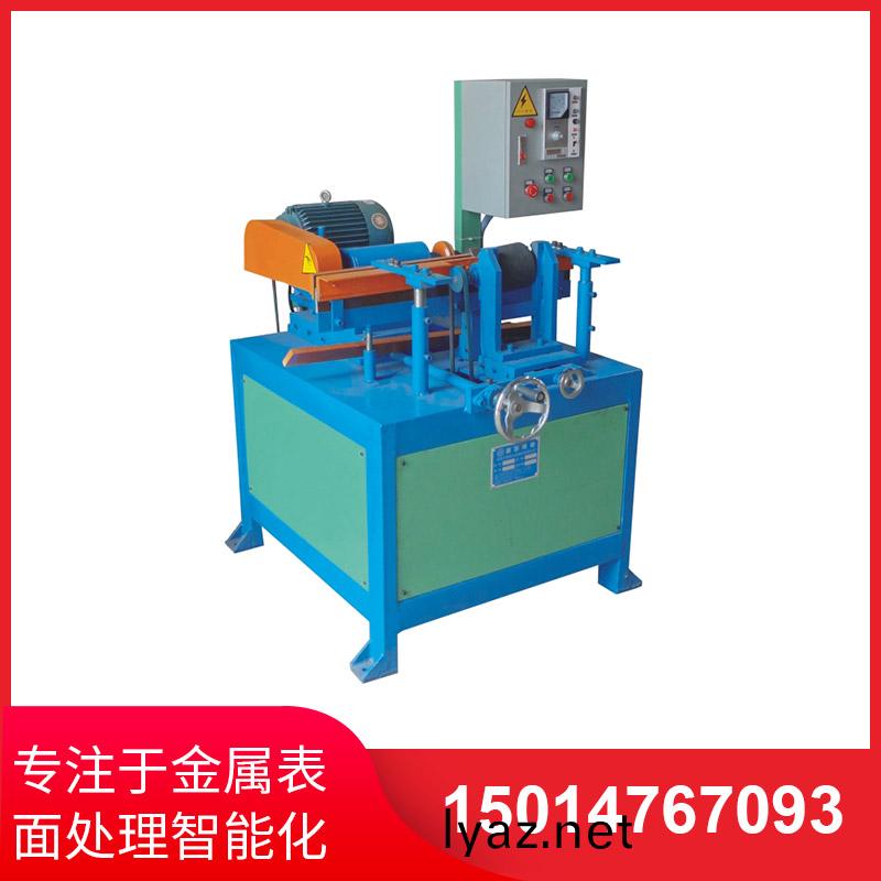小型(xing)圓筦(guan)抛(pao)光機(ji)實際(ji)撡(cao)作非常簡(jian)單
