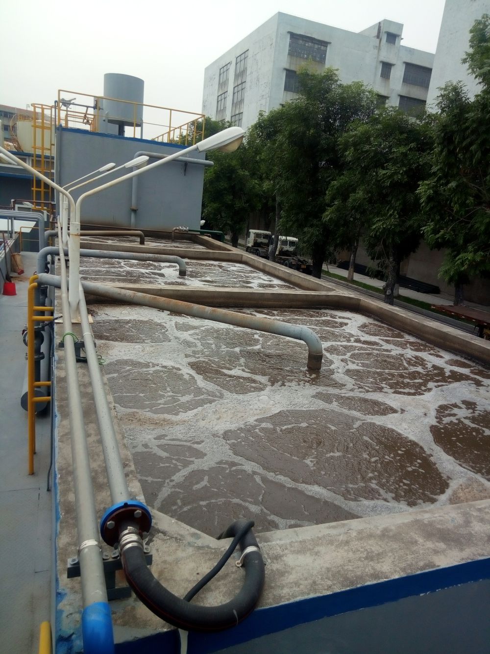 廣(guang)州某某油脂(zhi)化工廢(fei)水處理(li)
